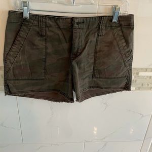 Women’s Sanctuary camo shorts